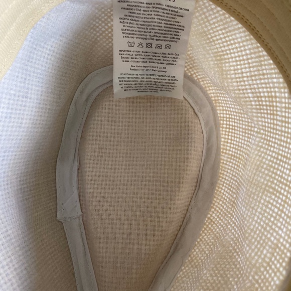 Fedora - Picture 3 of 4